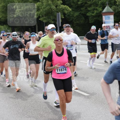 29.06.2025 - hella hamburg halbmarathon Jannik Wohlers http://msf.ph/oto/8321447 29.06.2025 10:39:32 Lombardsbrücke 1058, 1076, 1586, 1899, 2313, 2866, 2888, 3046, 3882, 3883, 3884, 4471, 4752, 5229, 5654, 5877, 5901, 6097, 6698, 6739, 6750, 7045, 7429, 7455, 7456, 8107, 8612, 8622, 8865, 8866, 9080, 9195, 9292, 9495, 10441, 10648, 10714, 10901, 10939, 11242, 11244, 11664, 11874, 11982, 12414, 12631, 12883, 12906, 13644, 14327, 14578, 14882, 15111, 16532, 16784, 17634, 18157, 19121, 19163 meine-sportfotos.de