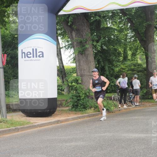 29.06.2025 - hella hamburg halbmarathon KatJ http://msf.ph/oto/8321456 29.06.2025 10:16:31 Zwischen KM18-KM19  meine-sportfotos.de