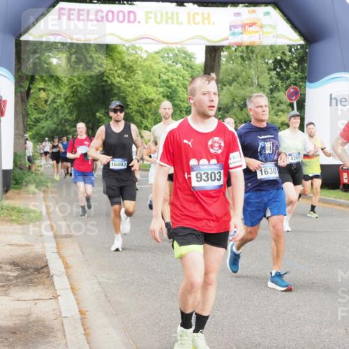 29.06.2025 - hella hamburg halbmarathon MichiJ http://msf.ph/oto/8321514 29.06.2025 10:37:20 Zwischen KM18-KM19 1630, 2013, 4261, 6115, 7100, 8112, 8437, 8454, 8657, 9491, 9597, 9695, 10860, 12203, 13225, 14012, 14526, 15620, 15803, 16403, 16891, 18489, 19020 meine-sportfotos.de