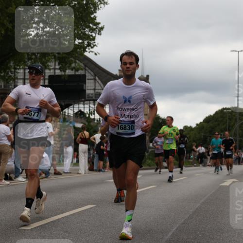 29.06.2025 - hella hamburg halbmarathon Yannick Fuchs http://msf.ph/oto/8321650 29.06.2025 10:51:09 20KM 1387, 1485, 1715, 1719, 1972, 2282, 2417, 2652, 2676, 3435, 4167, 4261, 5015, 5033, 5134, 5457, 5458, 5728, 6272, 6720, 7159, 7269, 8744, 9577, 10133, 11043, 11590, 11612, 11832, 12774, 13245, 13376, 13523, 13863, 14361, 14369, 14737, 14881, 14951, 15090, 15110, 15125, 15145, 15220, 15664, 15726, 16093, 16470, 16830, 16909, 17160, 17201, 17617, 17758, 17769, 17779, 17828, 17848, 18388 meine-sportfotos.de