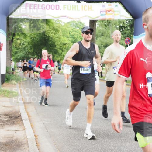 29.06.2025 - hella hamburg halbmarathon MichiJ http://msf.ph/oto/8321808 29.06.2025 10:37:21 Zwischen KM18-KM19 1381, 1630, 2013, 4261, 6115, 7100, 8112, 8437, 8657, 9491, 9597, 9695, 10860, 12203, 13225, 13688, 14012, 14526, 15620, 15803, 16403, 16891, 18489, 19020 meine-sportfotos.de