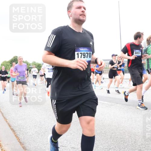 29.06.2025 - hella hamburg halbmarathon Lena Gebhardt http://msf.ph/oto/8321945 29.06.2025 10:57:25 Lombardsbrücke 12698, 3195, 17970, 8851, 8853, 1123, 1207, 1242, 1248, 1265, 1643, 2041, 2370, 2871, 3191, 3195, 3385, 3388, 3433, 3470, 3485, 3723, 3750, 3851, 3954, 4086, 4106, 4180, 4197, 4241, 4485, 4521, 4568, 4569, 4611, 4830, 4998, 5057, 5117, 5316, 5632, 5639, 5736, 5738, 6053, 6284, 6827, 6832, 6857, 6916, 6981, 7172, 7416, 7417, 7592, 7720, 7728, 7787, 7964, 8035, 8039, 8224, 8287, 8386, 8540, 8546, 8552, 8679, 8708, 8851, 8853, 8873, 9110, 9233, 9298, 9299, 9318, 9496 meine-sportfotos.de
