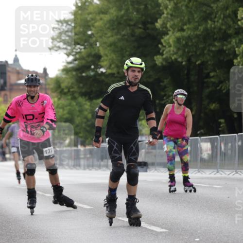 29.06.2025 - hella hamburg halbmarathon Jannik Wohlers http://msf.ph/oto/8322034 29.06.2025 09:00:22 Lombardsbrücke  meine-sportfotos.de