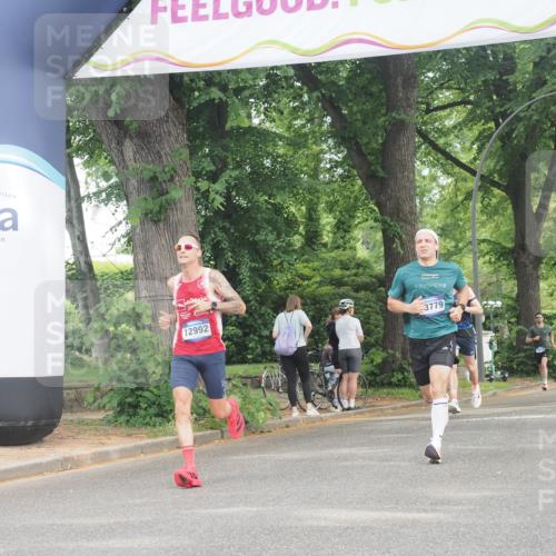 29.06.2025 - hella hamburg halbmarathon KatJ http://msf.ph/oto/8322068 29.06.2025 10:16:37 Zwischen KM18-KM19 7380 meine-sportfotos.de