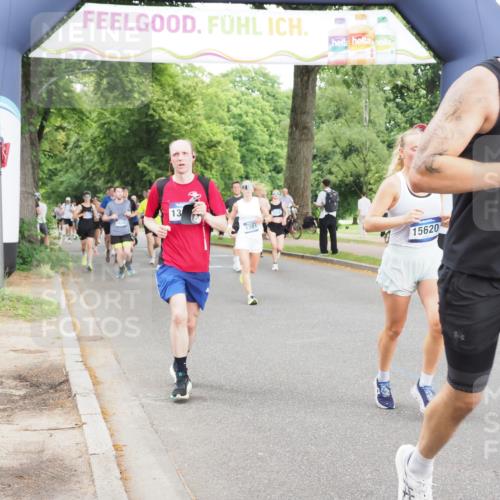 29.06.2025 - hella hamburg halbmarathon MichiJ http://msf.ph/oto/8322091 29.06.2025 10:37:22 Zwischen KM18-KM19 1381, 1630, 2013, 4261, 6115, 7100, 8112, 8437, 8657, 9491, 9597, 9695, 10860, 12203, 13225, 13688, 14012, 14526, 15620, 15803, 16403, 16891, 18489, 19020 meine-sportfotos.de