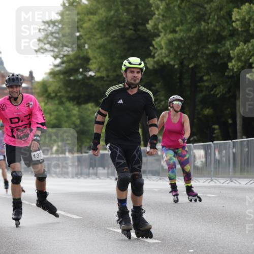 29.06.2025 - hella hamburg halbmarathon Jannik Wohlers http://msf.ph/oto/8322127 29.06.2025 09:00:22 Lombardsbrücke  meine-sportfotos.de