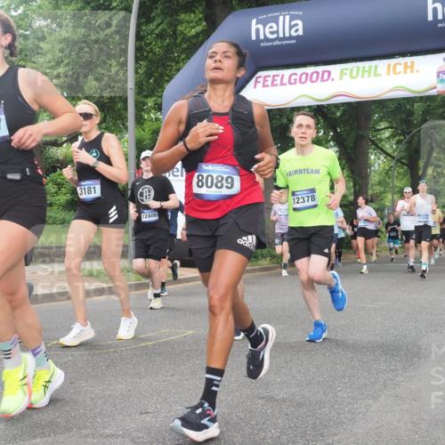 29.06.2025 - hella hamburg halbmarathon KatJ http://msf.ph/oto/8322246 29.06.2025 10:46:03 Zwischen KM18-KM19 2957, 3181, 6208, 7259, 7287, 8089 meine-sportfotos.de