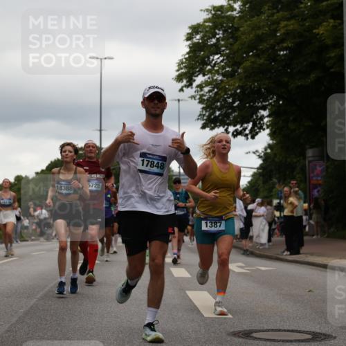 29.06.2025 - hella hamburg halbmarathon Yannick Fuchs http://msf.ph/oto/8322262 29.06.2025 10:51:15 20KM 1200, 1239, 1387, 1563, 1715, 1719, 1972, 2282, 2417, 2652, 2676, 4167, 4261, 5015, 5134, 5457, 5458, 5728, 6272, 6720, 6892, 7159, 7269, 8744, 9577, 10383, 10408, 11043, 11832, 12144, 12509, 12773, 12774, 13245, 13376, 13523, 13664, 14361, 14737, 14881, 14951, 15090, 15110, 15125, 15189, 15220, 15349, 15664, 16093, 16418, 16830, 16909, 17160, 17201, 17758, 17769, 17828, 17848, 18388 meine-sportfotos.de