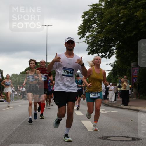 29.06.2025 - hella hamburg halbmarathon Yannick Fuchs http://msf.ph/oto/8322298 29.06.2025 10:51:15 20KM 1200, 1239, 1387, 1563, 1715, 1719, 1972, 2282, 2417, 2652, 2676, 4167, 4261, 5015, 5134, 5457, 5458, 5728, 6272, 6720, 6892, 7159, 7269, 8744, 9577, 10383, 10408, 11043, 11832, 12144, 12509, 12773, 12774, 13245, 13376, 13523, 13664, 14361, 14737, 14881, 14951, 15090, 15110, 15125, 15189, 15220, 15349, 15664, 16093, 16418, 16830, 16909, 17160, 17201, 17758, 17769, 17828, 17848, 18388 meine-sportfotos.de