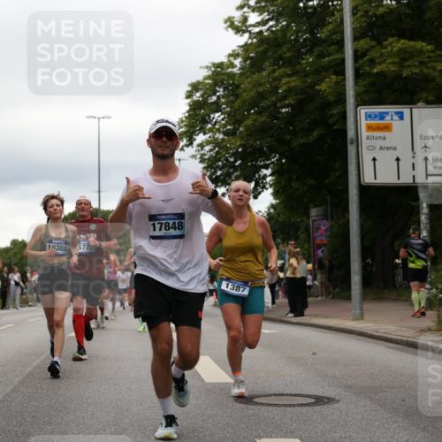 29.06.2025 - hella hamburg halbmarathon Yannick Fuchs http://msf.ph/oto/8322326 29.06.2025 10:51:15 20KM 1200, 1239, 1387, 1563, 1715, 1719, 1972, 2282, 2417, 2652, 2676, 4167, 4261, 5015, 5134, 5457, 5458, 5728, 6272, 6720, 6892, 7159, 7269, 8744, 9577, 10383, 10408, 11043, 11832, 12144, 12509, 12773, 12774, 13245, 13376, 13523, 13664, 14361, 14737, 14881, 14951, 15090, 15110, 15125, 15189, 15220, 15349, 15664, 16093, 16418, 16830, 16909, 17160, 17201, 17758, 17769, 17828, 17848, 18388 meine-sportfotos.de