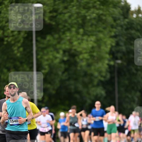 29.06.2025 - hella hamburg halbmarathon Dr. Thomas Lammeyer http://msf.ph/oto/8322332 29.06.2025 10:39:19 Kennedybrücke 1417, 1497, 1821, 1849, 2265, 2482, 3130, 3409, 4564, 4884, 5027, 5793, 6335, 6379, 6571, 6746, 6803, 6859, 7020, 7386, 7733, 8369, 9164, 9248, 9342, 10335, 10358, 10393, 10464, 10606, 11320 meine-sportfotos.de