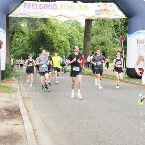 29.06.2025 - hella hamburg halbmarathon MichiJ http://msf.ph/oto/8322427 29.06.2025 10:37:24 Zwischen KM18-KM19 1381, 1630, 4261, 5978, 6115, 6712, 8657, 9695, 13225, 13688, 14012, 14526, 15523, 15620, 15803, 16403, 18064, 18489, 19020 meine-sportfotos.de