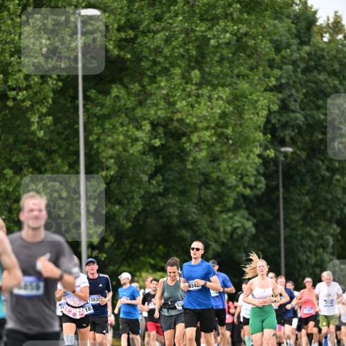 29.06.2025 - hella hamburg halbmarathon Dr. Thomas Lammeyer http://msf.ph/oto/8322445 29.06.2025 10:39:20 Kennedybrücke 1417, 1497, 1821, 1849, 2265, 2482, 3130, 3170, 3409, 4333, 4564, 4696, 4884, 5027, 5793, 6335, 6379, 6571, 6746, 6803, 6859, 7020, 7386, 7733, 8249, 8369, 9164, 9248, 9342, 10335, 10358, 10393, 10464, 10606, 11320 meine-sportfotos.de