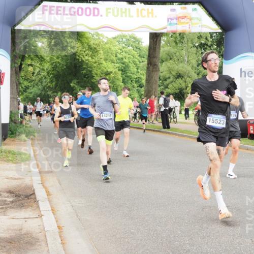 29.06.2025 - hella hamburg halbmarathon MichiJ http://msf.ph/oto/8322763 29.06.2025 10:37:25 Zwischen KM18-KM19 1381, 1630, 4261, 5978, 6115, 6712, 9695, 13159, 13225, 13688, 14012, 14248, 14526, 15523, 15620, 15803, 16403, 18064, 18489, 19020 meine-sportfotos.de