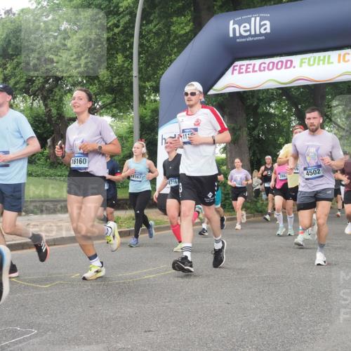 29.06.2025 - hella hamburg halbmarathon KatJ http://msf.ph/oto/8322876 29.06.2025 10:46:07 Zwischen KM18-KM19 3181, 3425, 3983, 4502, 6208, 6997, 7259, 7287, 8089 meine-sportfotos.de