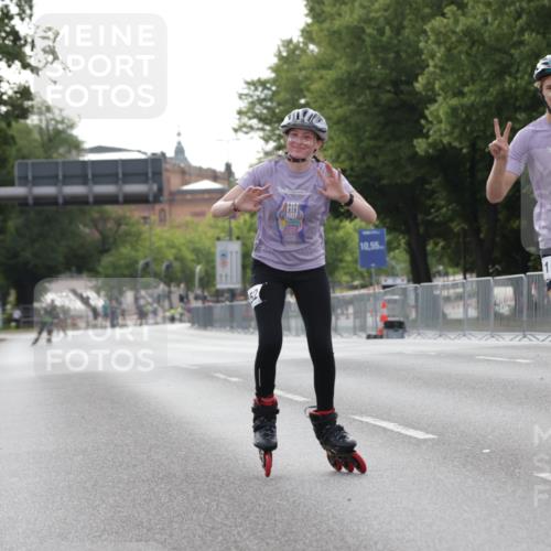 29.06.2025 - hella hamburg halbmarathon Jannik Wohlers http://msf.ph/oto/8323129 29.06.2025 09:00:27 Lombardsbrücke  meine-sportfotos.de