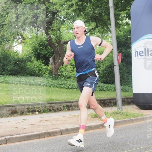 29.06.2025 - hella hamburg halbmarathon KatJ http://msf.ph/oto/8323146 29.06.2025 10:16:41 Zwischen KM18-KM19 7380 meine-sportfotos.de