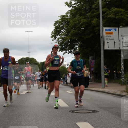 29.06.2025 - hella hamburg halbmarathon Yannick Fuchs http://msf.ph/oto/8323240 29.06.2025 10:51:19 20KM 1200, 1239, 1387, 1563, 1715, 1719, 1972, 2236, 2282, 2652, 3575, 4261, 5015, 5134, 5391, 5457, 5458, 5728, 6720, 6892, 7159, 7269, 8744, 9450, 10383, 10408, 11832, 12144, 12509, 12773, 12774, 13245, 13376, 13523, 13664, 14361, 14737, 14881, 14951, 15090, 15110, 15125, 15189, 15220, 15349, 15664, 16093, 16418, 16830, 16909, 17201, 17758, 17769, 17848, 18388, 18508 meine-sportfotos.de