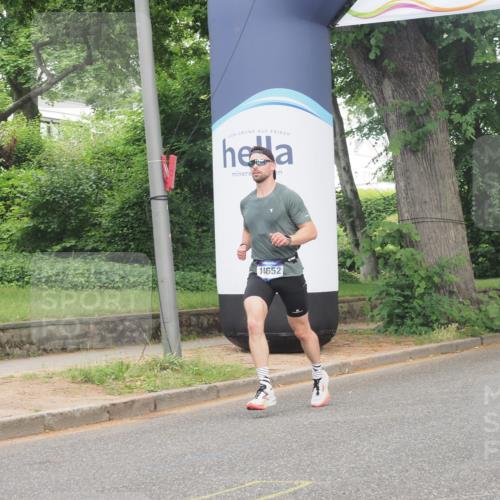 29.06.2025 - hella hamburg halbmarathon KatJ http://msf.ph/oto/8323411 29.06.2025 10:16:44 Zwischen KM18-KM19  meine-sportfotos.de