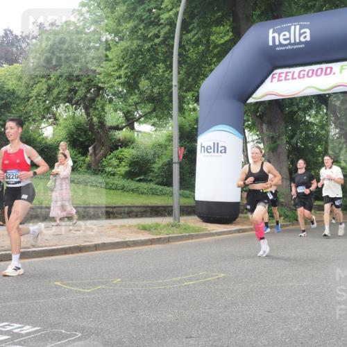29.06.2025 - hella hamburg halbmarathon KatJ http://msf.ph/oto/8323469 29.06.2025 10:46:14 Zwischen KM18-KM19 2780, 3983, 4502, 6220, 7065, 8585 meine-sportfotos.de