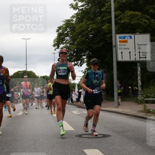 29.06.2025 - hella hamburg halbmarathon Yannick Fuchs http://msf.ph/oto/8323470 29.06.2025 10:51:19 20KM 1200, 1239, 1387, 1563, 1715, 1719, 1972, 2236, 2282, 2652, 3575, 4261, 5015, 5134, 5391, 5457, 5458, 5728, 6720, 6892, 7159, 7269, 8744, 9450, 10383, 10408, 11832, 12144, 12509, 12773, 12774, 13245, 13376, 13523, 13664, 14361, 14737, 14881, 14951, 15090, 15110, 15125, 15189, 15220, 15349, 15664, 16093, 16418, 16830, 16909, 17201, 17758, 17769, 17848, 18388, 18508 meine-sportfotos.de