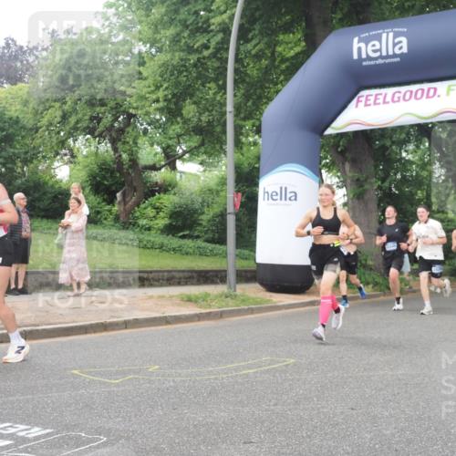 29.06.2025 - hella hamburg halbmarathon KatJ http://msf.ph/oto/8323492 29.06.2025 10:46:14 Zwischen KM18-KM19 2780, 3983, 4502, 6220, 7065, 8585 meine-sportfotos.de