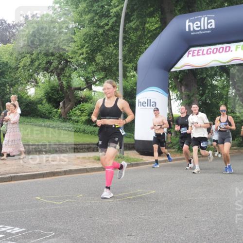 29.06.2025 - hella hamburg halbmarathon KatJ http://msf.ph/oto/8323638 29.06.2025 10:46:15 Zwischen KM18-KM19 2780, 6220, 7065, 8585 meine-sportfotos.de
