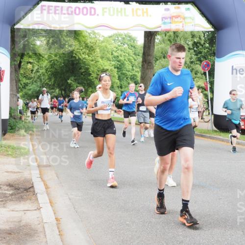 29.06.2025 - hella hamburg halbmarathon MichiJ http://msf.ph/oto/8323692 29.06.2025 10:37:28 Zwischen KM18-KM19 1216, 1381, 5978, 6712, 9551, 13159, 13688, 14248, 15523, 16731, 17384, 17908, 18064, 18370 meine-sportfotos.de