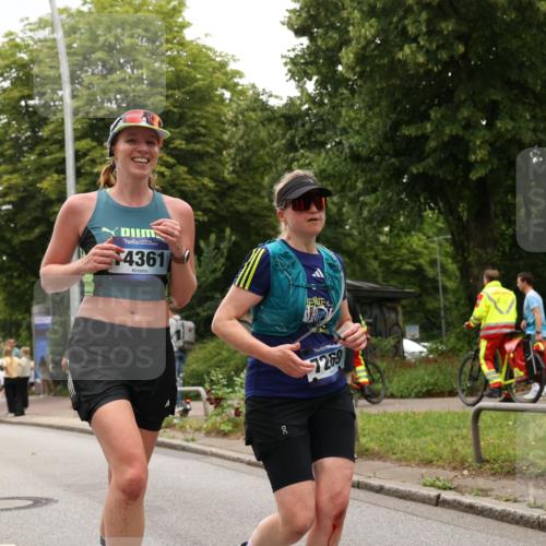 29.06.2025 - hella hamburg halbmarathon Yannick Fuchs http://msf.ph/oto/8323930 29.06.2025 10:51:20 20KM 1200, 1239, 1387, 1563, 1715, 1719, 1972, 2236, 2652, 3575, 4261, 5015, 5134, 5391, 5457, 5458, 5728, 6720, 6892, 7159, 7269, 7833, 8744, 9450, 10383, 10408, 11832, 12144, 12509, 12773, 12774, 13245, 13376, 13523, 13664, 14361, 14737, 14881, 14951, 15090, 15110, 15125, 15189, 15220, 15349, 15664, 16093, 16418, 17201, 17758, 17769, 17848, 18388, 18508 meine-sportfotos.de