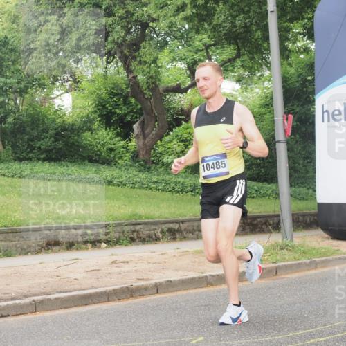 29.06.2025 - hella hamburg halbmarathon KatJ http://msf.ph/oto/8324009 29.06.2025 10:16:48 Zwischen KM18-KM19  meine-sportfotos.de