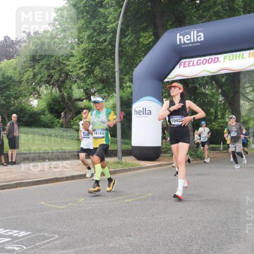 29.06.2025 - hella hamburg halbmarathon KatJ http://msf.ph/oto/8324033 29.06.2025 10:46:18 Zwischen KM18-KM19 2780, 4986, 6220, 8030 meine-sportfotos.de