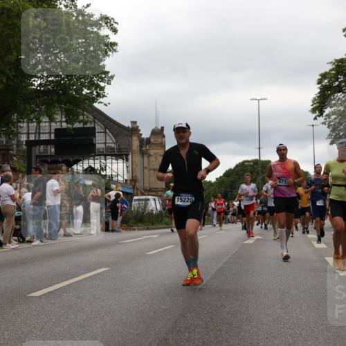 29.06.2025 - hella hamburg halbmarathon Yannick Fuchs http://msf.ph/oto/8324225 29.06.2025 10:51:21 20KM 1200, 1239, 1387, 1563, 1715, 1719, 1972, 2236, 2652, 3575, 4261, 5015, 5134, 5391, 5457, 5458, 5728, 6720, 6892, 7159, 7269, 7833, 8744, 9450, 10383, 10408, 11832, 12144, 12509, 12773, 12774, 13245, 13376, 13523, 13664, 14361, 14737, 14881, 14951, 15090, 15110, 15125, 15189, 15220, 15349, 15664, 16093, 16418, 17201, 17758, 17769, 17848, 18388, 18508 meine-sportfotos.de