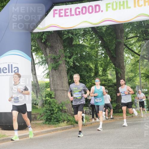 29.06.2025 - hella hamburg halbmarathon KatJ http://msf.ph/oto/8324312 29.06.2025 10:16:55 Zwischen KM18-KM19  meine-sportfotos.de