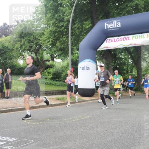 29.06.2025 - hella hamburg halbmarathon KatJ http://msf.ph/oto/8324407 29.06.2025 10:46:20 Zwischen KM18-KM19 2780, 4986, 6220, 8030 meine-sportfotos.de