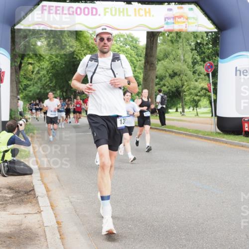 29.06.2025 - hella hamburg halbmarathon MichiJ http://msf.ph/oto/8324531 29.06.2025 10:37:34 Zwischen KM18-KM19 1216, 1399, 2878, 3543, 8899, 9551, 11579, 11975, 13812, 13875, 14794, 16731, 16877, 17001, 17319, 17384, 17908, 18370 meine-sportfotos.de