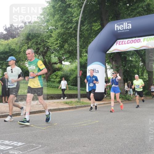 29.06.2025 - hella hamburg halbmarathon KatJ http://msf.ph/oto/8324657 29.06.2025 10:46:22 Zwischen KM18-KM19 4986, 7031, 7223, 7824, 8030, 8509 meine-sportfotos.de