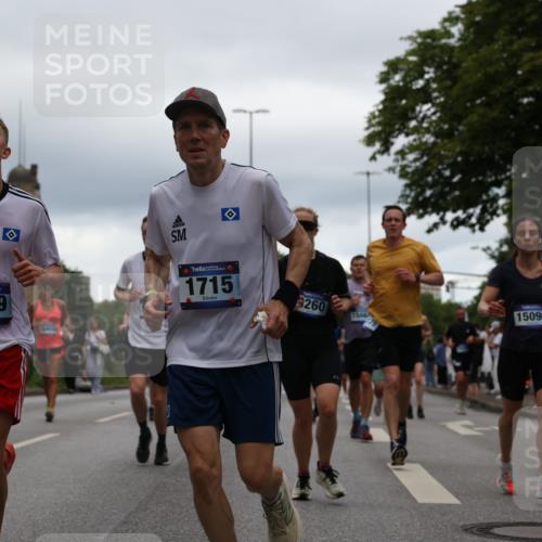 29.06.2025 - hella hamburg halbmarathon Yannick Fuchs http://msf.ph/oto/8324909 29.06.2025 10:51:25 20KM 1200, 1239, 1563, 1715, 1719, 1972, 2236, 2606, 2652, 3141, 3575, 4261, 5015, 5134, 5391, 5457, 5458, 5728, 6281, 6302, 6720, 6892, 7159, 7269, 7833, 8744, 9450, 10383, 10408, 12144, 12509, 12773, 12774, 13376, 13523, 13664, 14361, 14737, 14881, 14951, 15090, 15110, 15125, 15189, 15220, 15349, 15664, 16093, 16418, 17201, 17758, 17769, 17848, 18388, 18508 meine-sportfotos.de