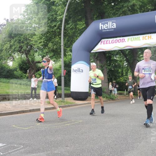 29.06.2025 - hella hamburg halbmarathon KatJ http://msf.ph/oto/8324936 29.06.2025 10:46:24 Zwischen KM18-KM19 4986, 7031, 7223, 7824, 8030, 8509 meine-sportfotos.de