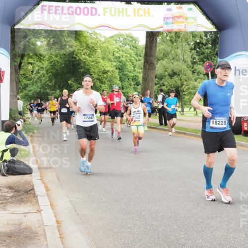29.06.2025 - hella hamburg halbmarathon MichiJ http://msf.ph/oto/8325000 29.06.2025 10:37:37 Zwischen KM18-KM19 1399, 2878, 3543, 6662, 8153, 8899, 11579, 11975, 13463, 13812, 13875, 14794, 16877, 17001, 17247, 17319, 18228 meine-sportfotos.de