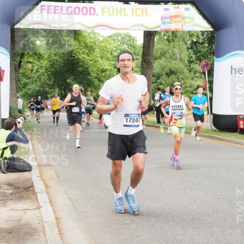 29.06.2025 - hella hamburg halbmarathon MichiJ http://msf.ph/oto/8325076 29.06.2025 10:37:38 Zwischen KM18-KM19 1399, 1507, 3543, 6662, 8153, 8899, 11579, 13463, 14794, 16806, 16877, 17001, 17247, 18228 meine-sportfotos.de