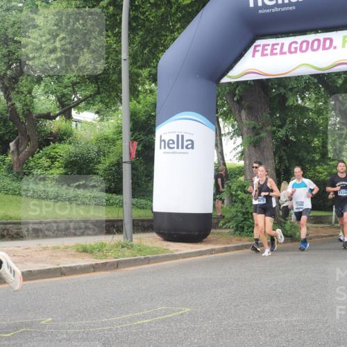29.06.2025 - hella hamburg halbmarathon KatJ http://msf.ph/oto/8325142 29.06.2025 10:46:27 Zwischen KM18-KM19 6470, 7031, 7223, 7824, 8509 meine-sportfotos.de