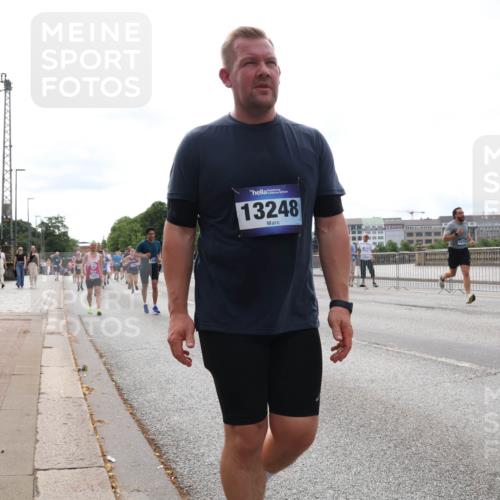 29.06.2025 - hella hamburg halbmarathon Lena Gebhardt http://msf.ph/oto/8325193 29.06.2025 10:23:12 Lombardsbrücke 13248, 16, 1029, 1362, 1853, 2766, 2925, 3003, 3029, 3034, 4190, 4266, 4728, 4793, 5629, 6502, 6578, 6784, 6785, 6849, 7266, 7820, 7891, 8687, 8688, 8716, 8918, 8920, 9133, 9301, 9877, 9913, 10205, 10739, 10826, 11798, 11879, 12025, 12073, 12190, 12265, 12874, 13560, 13921, 14041, 14265, 14338, 14510, 14512, 14525, 14801, 14821, 16416, 16558, 17013, 17099, 17207, 17299, 17719 meine-sportfotos.de