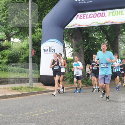29.06.2025 - hella hamburg halbmarathon KatJ http://msf.ph/oto/8325222 29.06.2025 10:46:28 Zwischen KM18-KM19 6470, 7031, 7223, 7824, 8509 meine-sportfotos.de