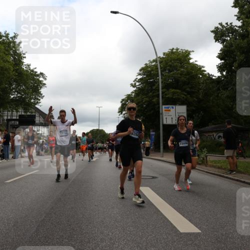 29.06.2025 - hella hamburg halbmarathon Yannick Fuchs http://msf.ph/oto/8325244 29.06.2025 10:51:27 20KM 1200, 1239, 1563, 1715, 1719, 1972, 2236, 2606, 2652, 2806, 3141, 3575, 4261, 4579, 5015, 5134, 5391, 5457, 5458, 6281, 6302, 6720, 6892, 7159, 7269, 7833, 8744, 9450, 10383, 10408, 12144, 12509, 12773, 12774, 13376, 13523, 13664, 14361, 14737, 14881, 14951, 15090, 15110, 15125, 15189, 15220, 15229, 15349, 15664, 16093, 16418, 17201, 17455, 17758, 17769, 18508 meine-sportfotos.de
