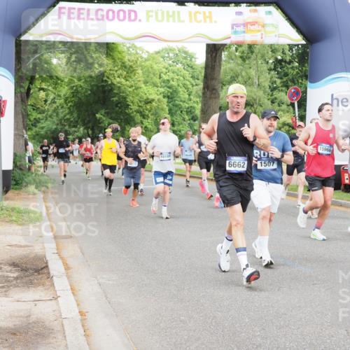 29.06.2025 - hella hamburg halbmarathon MichiJ http://msf.ph/oto/8325431 29.06.2025 10:37:40 Zwischen KM18-KM19 1094, 1507, 6662, 8153, 8813, 8899, 11356, 13463, 15966, 16242, 16806, 16877, 17001, 17247, 18228, 18499 meine-sportfotos.de