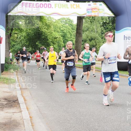 29.06.2025 - hella hamburg halbmarathon MichiJ http://msf.ph/oto/8325714 29.06.2025 10:37:42 Zwischen KM18-KM19 1094, 1507, 4816, 5115, 6662, 8153, 8813, 8899, 10189, 11356, 11455, 12733, 13463, 15966, 16242, 16806, 16843, 16887, 17247, 18228, 18499 meine-sportfotos.de