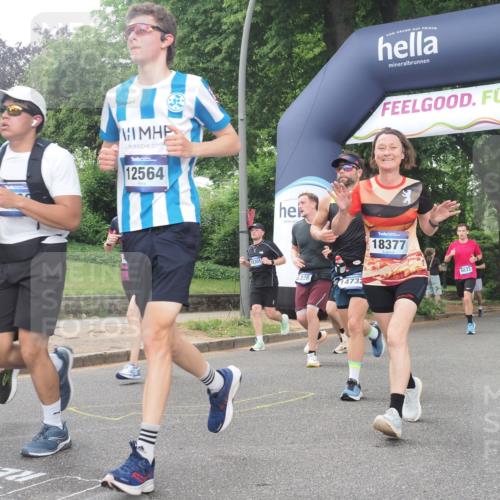 29.06.2025 - hella hamburg halbmarathon KatJ http://msf.ph/oto/8325754 29.06.2025 10:46:31 Zwischen KM18-KM19 4238, 6033, 6438, 6470, 8326 meine-sportfotos.de