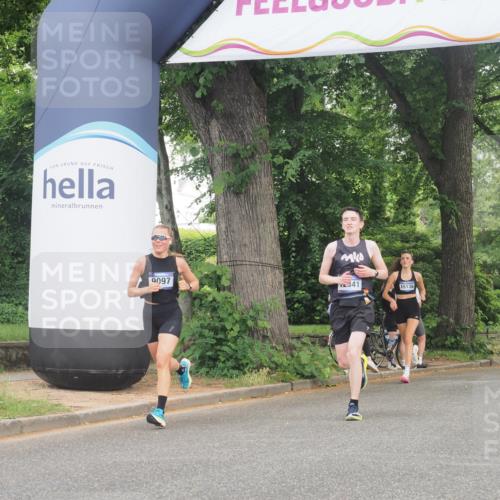 29.06.2025 - hella hamburg halbmarathon KatJ http://msf.ph/oto/8325861 29.06.2025 10:17:03 Zwischen KM18-KM19  meine-sportfotos.de