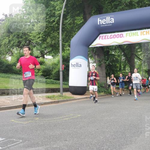 29.06.2025 - hella hamburg halbmarathon KatJ http://msf.ph/oto/8326169 29.06.2025 10:46:35 Zwischen KM18-KM19 2730, 4238, 6033, 6087, 6438, 6754, 8326 meine-sportfotos.de
