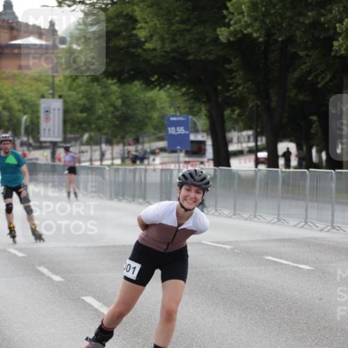 29.06.2025 - hella hamburg halbmarathon Jannik Wohlers http://msf.ph/oto/8326249 29.06.2025 09:00:49 Lombardsbrücke  meine-sportfotos.de